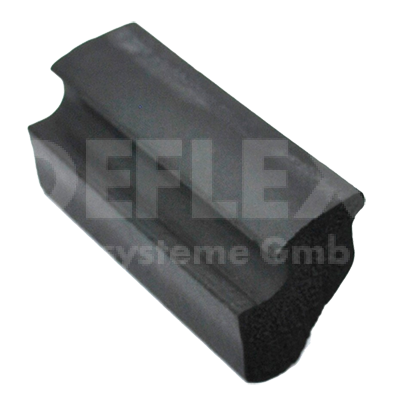 Floor seal dam barrier